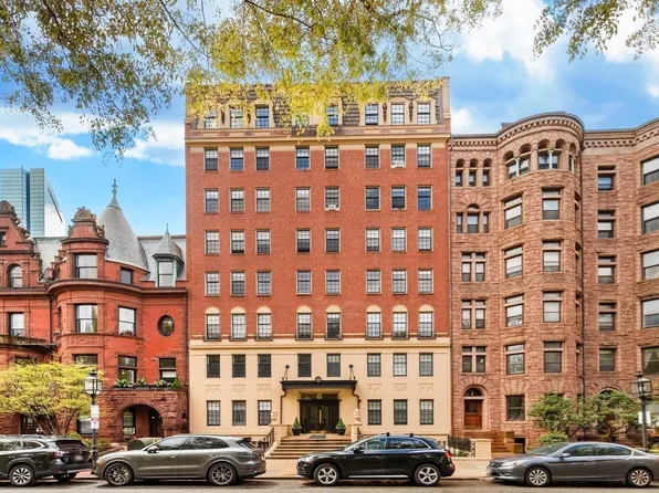 180 Commonwealth Ave APT B, Boston, MA 02116