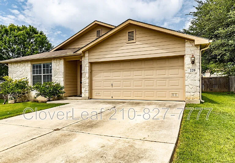 229 Hereford St — Photo 3