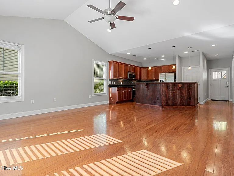 7 Elk Ridge Ln — Photo 14