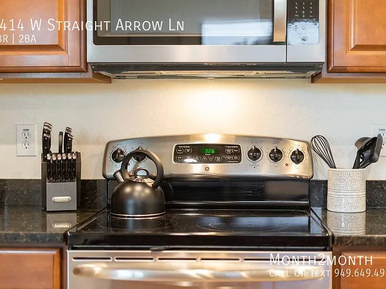 5414 W Straight Arrow Ln — Photo 32