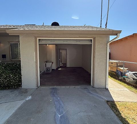 2nd image of 1320 Wilson Ave