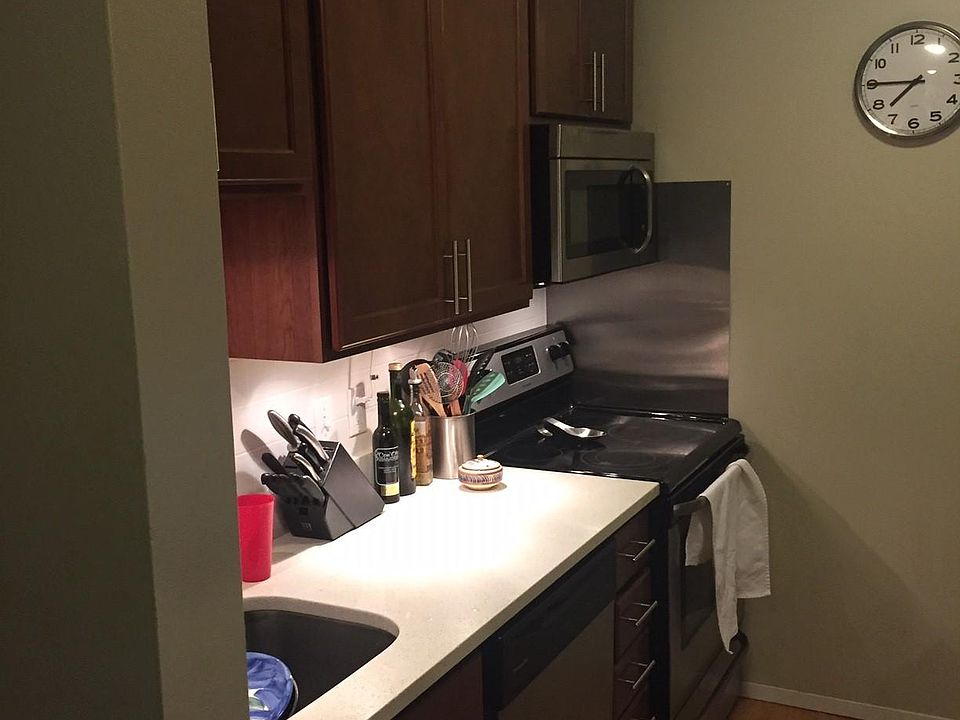 2nd image of 5230 W 102nd St APT 210