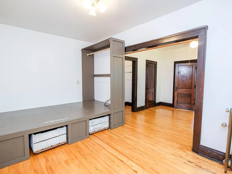 Dayton Apartments — Photo 20