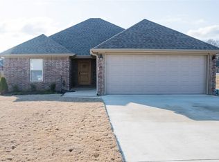 6049 Wisteria Ln, Jonesboro, AR 72404