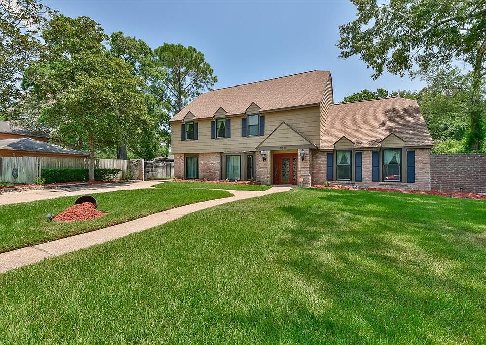 1st image of 918 Forest Lake Dr