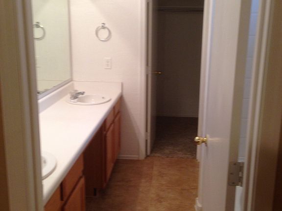 5th image of 7274 W Gardenia Ave