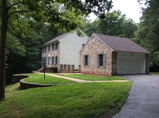 11050 Timberview Dr, Manassas, VA 20111