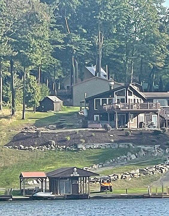 2nd image of 138 Ottawa Ln