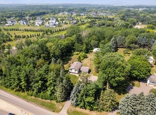 5268 Radio Dr, Woodbury, MN 55129