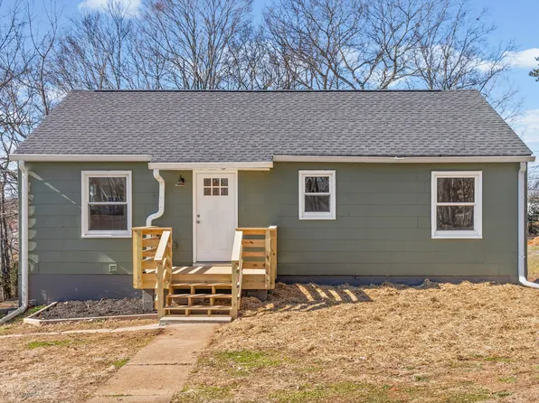 1214 Talley Dr, Clarksville, TN 37040