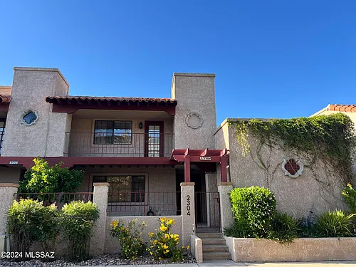 2304 W Paseo Cielo Photo 1