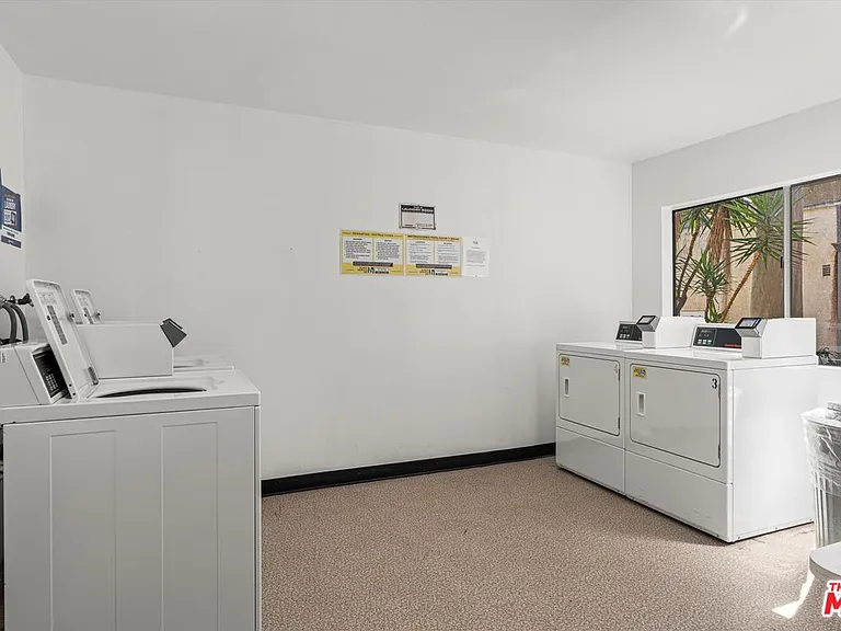 5460 White Oak Ave #A105 — Photo 19