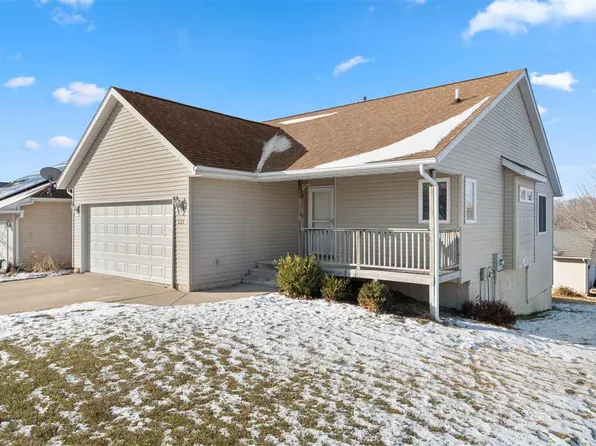 531 Tulip Ct, Tiffin, IA 52340