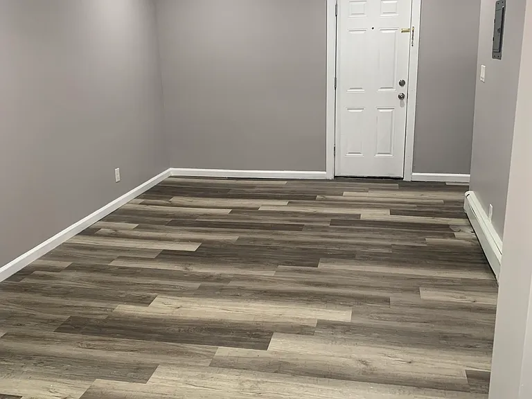 93 Park Ave #2R — Photo 4