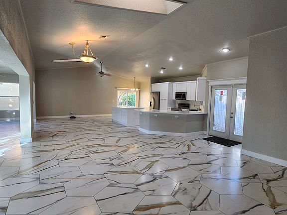 Spacious grand room and kitchen