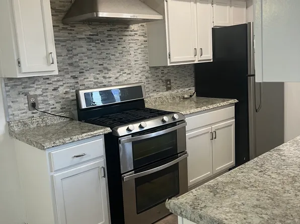 2460 Old Forge Ln APT 46, Las Vegas, NV 89121