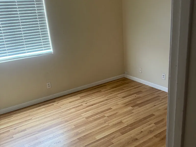 2150 Sonora Rd NE — Photo 3