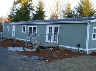 581 E Bay Heights Dr, Allyn, WA 98524