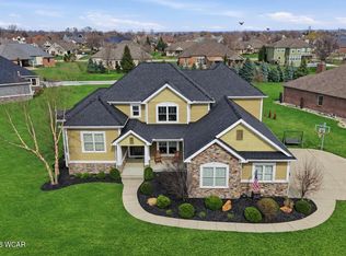 690 Rosecrest Dr, Troy, OH 45373