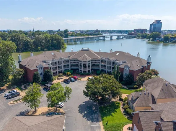 30 Brough Ln APT 103, Hampton, VA 23669