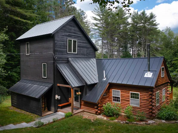 923 Gove Hill Road, Thetford, VT 05075