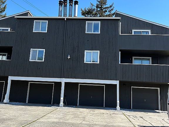 2nd image of 2611 S 240th St
