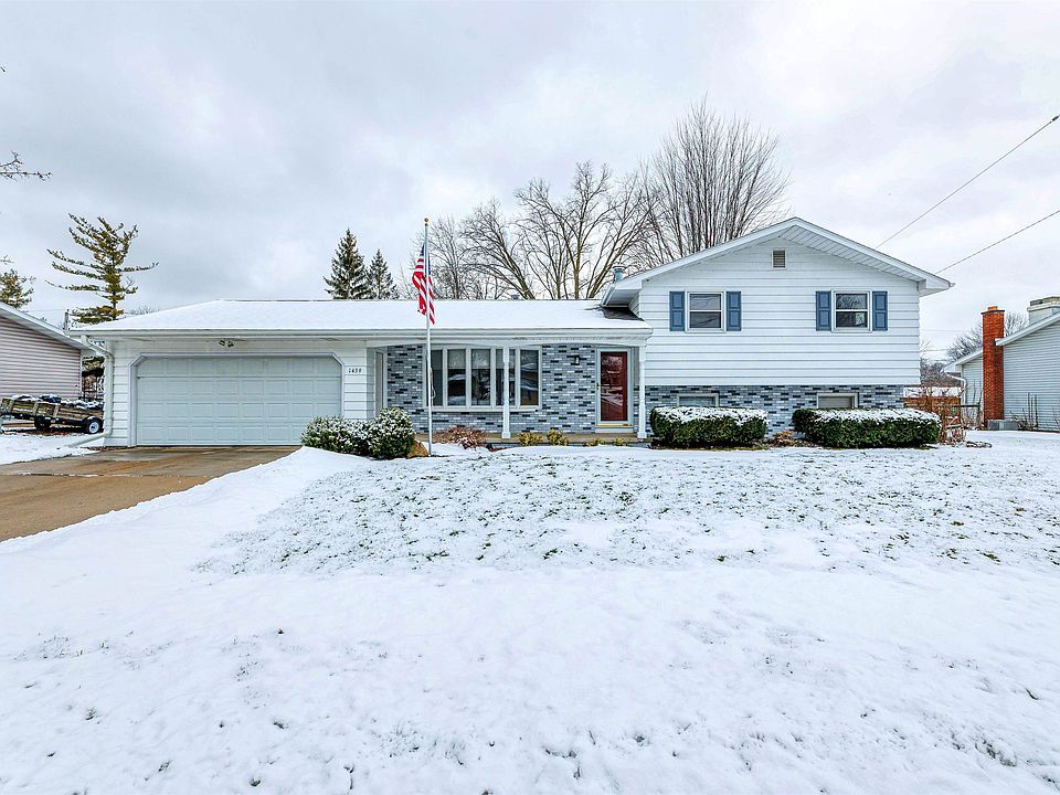 1439 Cormier Rd, Green Bay, WI 54313 Zillow