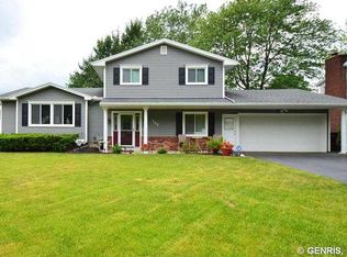 155 Parklands Dr, Rochester, NY 14616