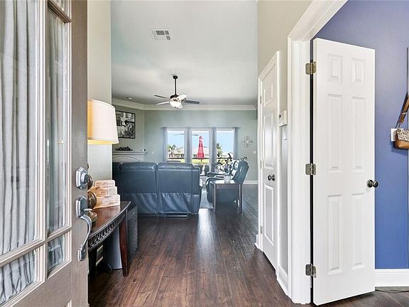 4th image of 109 Edna Dr