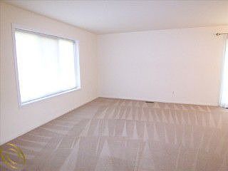 3rd image of 41663 Bedford Dr