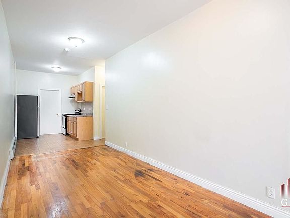2nd image of 164 E 88th St #5