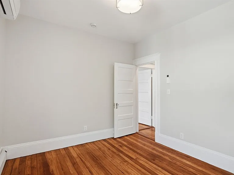 68 Electric Ave #1A — Photo 16