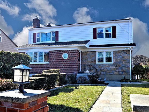 2nd image of 200 N Barry Ave
