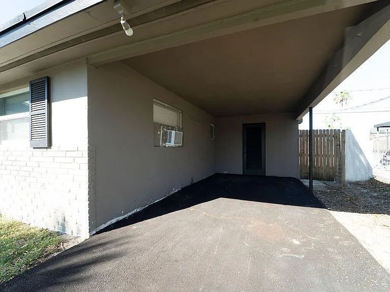 4317 Birdwood St — Photo 23