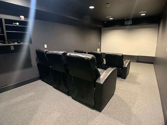 4th image of 806 Bergen St #207