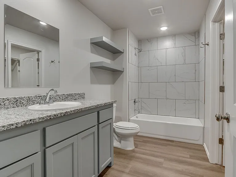 10810 NW 119th Pl — Photo 33