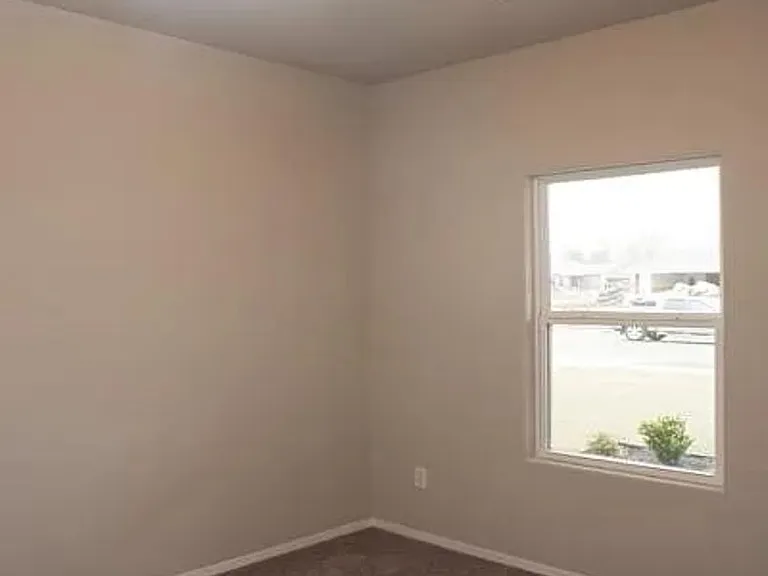 4702 W Hoover Loop — Photo 7