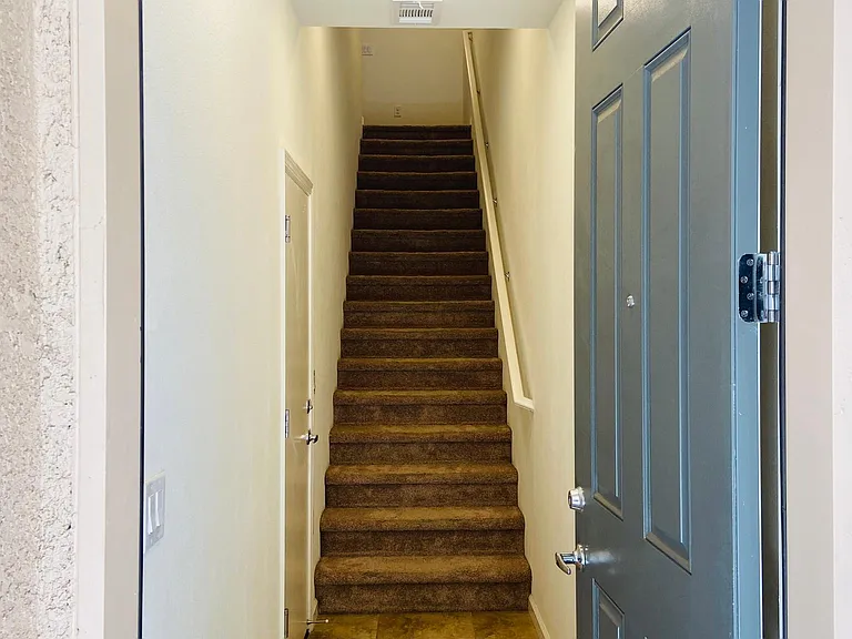 3172 Sterling Ridge Cir — Photo 8