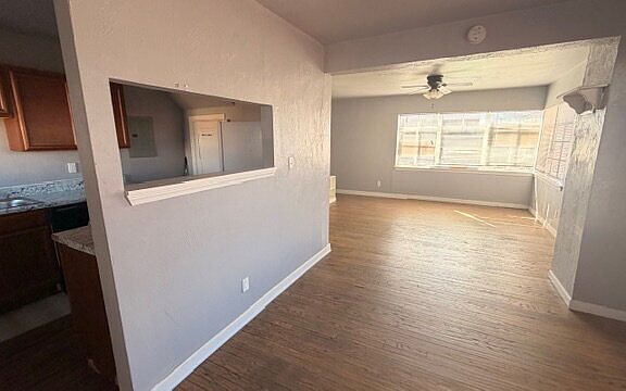 4th image of 1931 NE 25th St APT 10