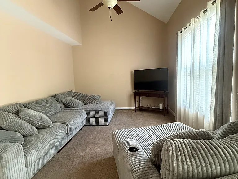 Beach Ln — Photo 4