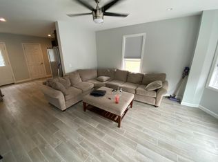 29 Ann St, Newport, RI 02840
