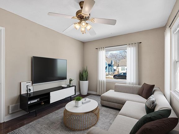 4th image of 120 11th St NW