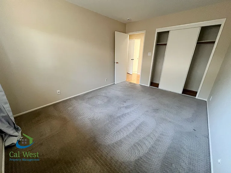 2846 Regnart Way — Photo 10