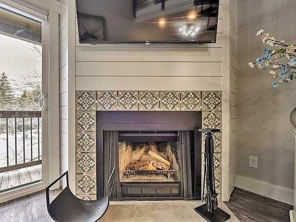 4th image of 1530 Empire Ave #4-3-0