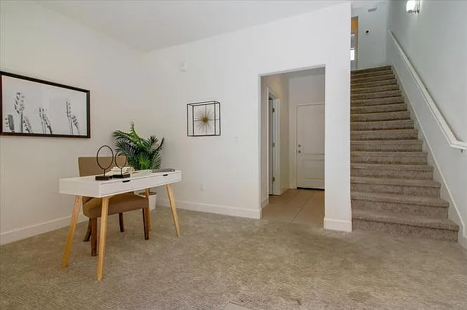 369 Reading Pl — Photo 24