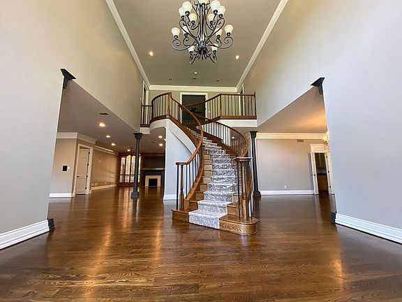 4th image of 5008 Trinity Landing Dr W