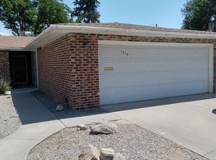 1216 Monroe St NE, Albuquerque, NM 87110