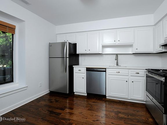 3rd image of 71 Aiken St APT C10