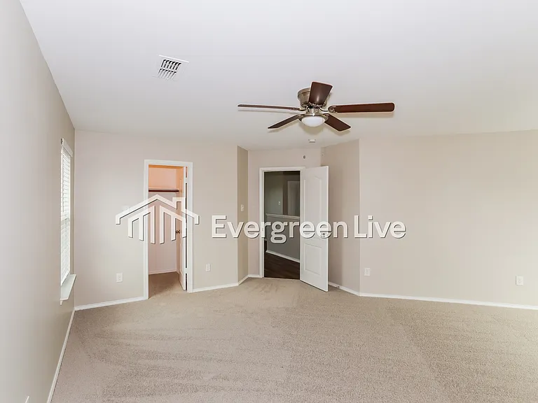 4905 Caraway Dr — Photo 12