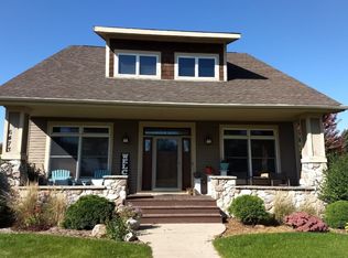 6473 E Laketowne Dr NE, Albertville, MN 55301